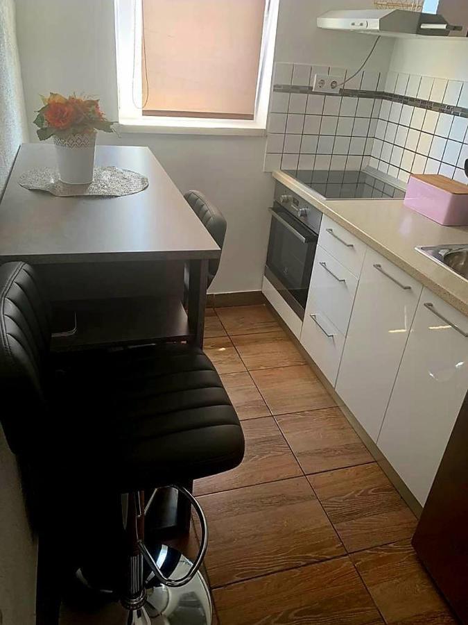 Studio Apartmant Leona With Parking Place Split Ngoại thất bức ảnh