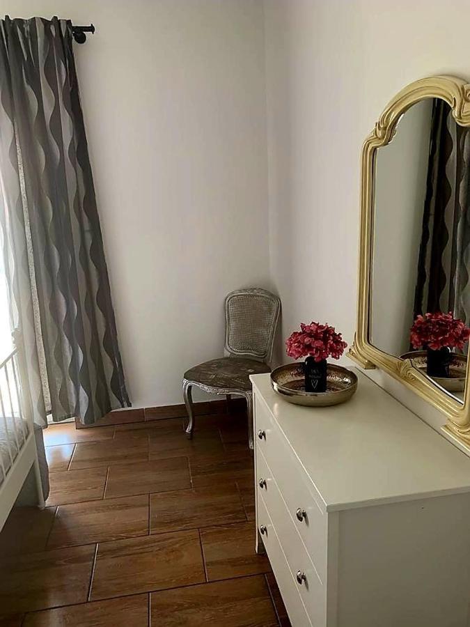 Studio Apartmant Leona With Parking Place Split Ngoại thất bức ảnh