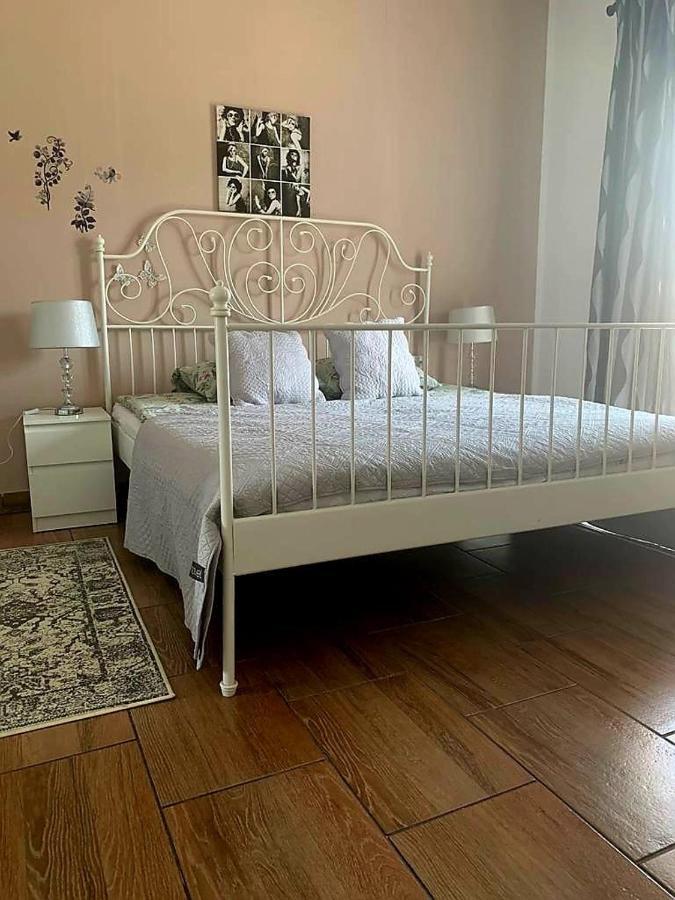 Studio Apartmant Leona With Parking Place Split Ngoại thất bức ảnh